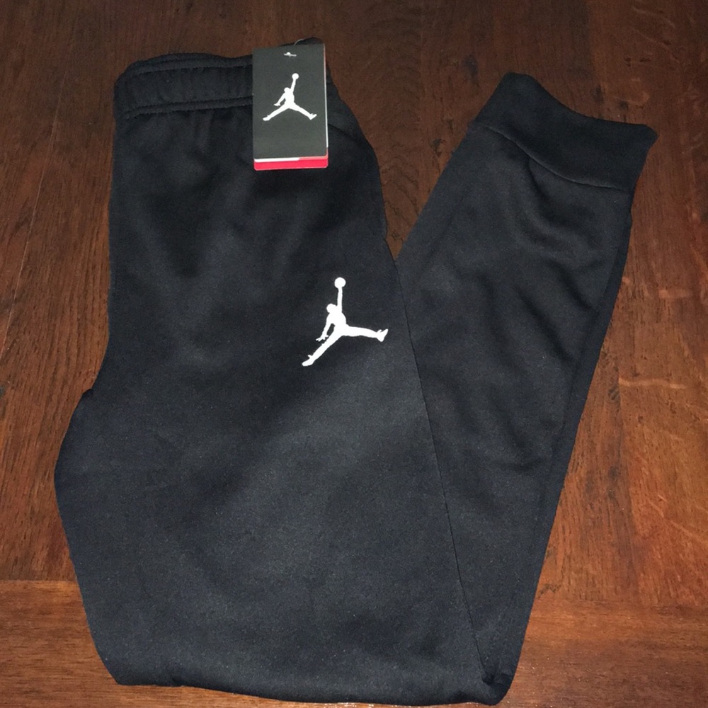 NWT, Boy’s Jumpman Nike Therma Fit Athletic pants